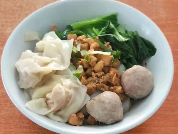 kwetiaw yamin baso